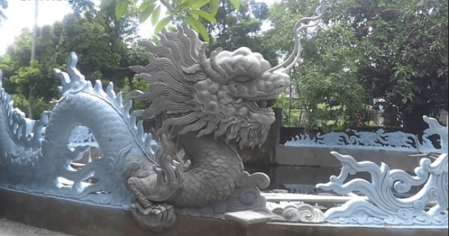 Đắp phù điêu rồng tại Nghệ An
