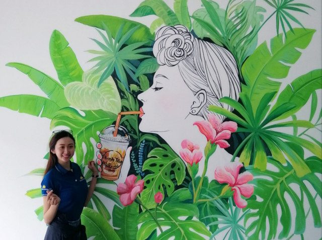 Vẽ tranh tường quán trà sữa đẹp thiết kế riêng