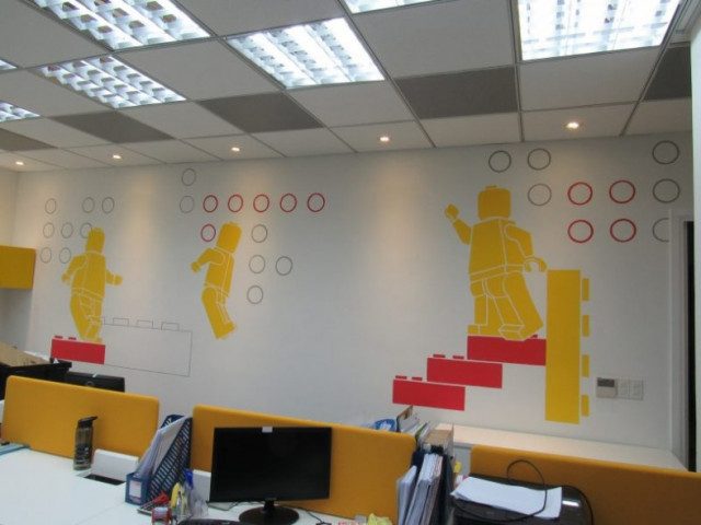 vẽ tranh tường trang trí văn phòng công ty