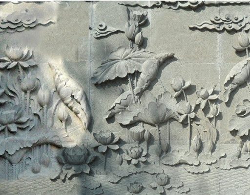 đắp phù điêu hoa sen